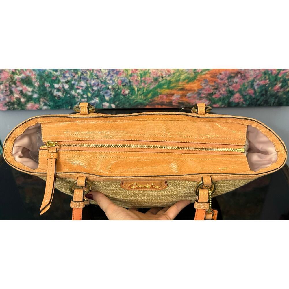 GUC Coach F21959 Alexandra Python Straw Tote in Natural/Coral - Picture 4 of 12